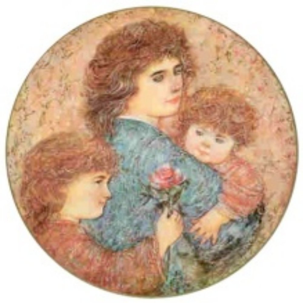 Elizabeth, Jordan & Janie  Edna Hibel Ann Mothers Day plate  1990 8 1/2" Knowle